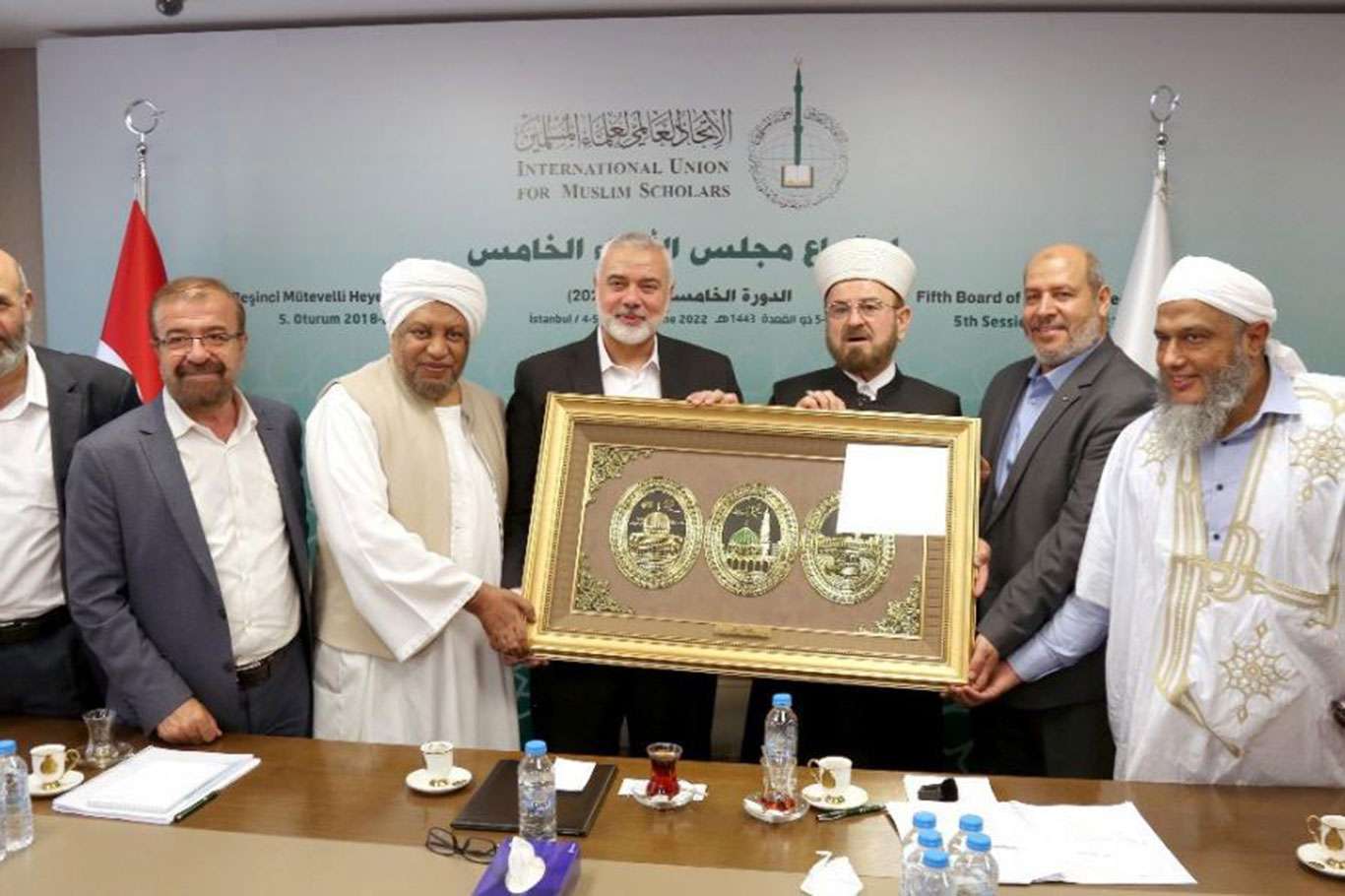 Hamas chief meets International Union of Muslim Scholars in Istanbul